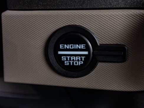 Used 2024 Ford Bronco Wildtrak AWD/4WD image 21
