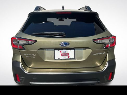 Certified 2022 Subaru Outback Premium AWD/4WD image 13