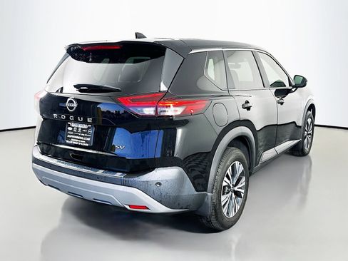 Used 2023 Nissan Rogue SV FWD image 7