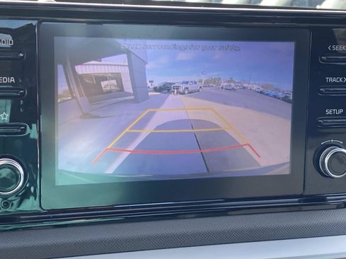 Used 2023 Kia K5 LXS image 21