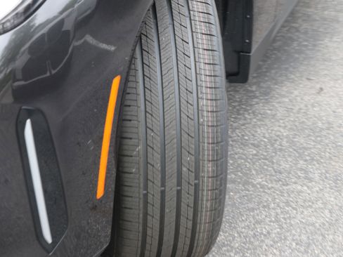 Used 2025 BMW X3 xDrive30i w/ Premium Package image 7