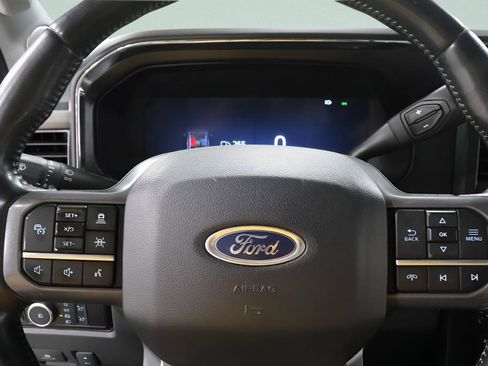 Used 2024 Ford F350 Lariat w/ Lariat Ultimate Package AWD/4WD image 14