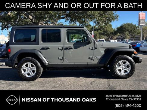 Used 2019 Jeep Wrangler Unlimited Sport S AWD/4WD image 2