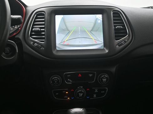 Used 2019 Jeep Compass Trailhawk w/ Leather Interior Group AWD/4WD image 21