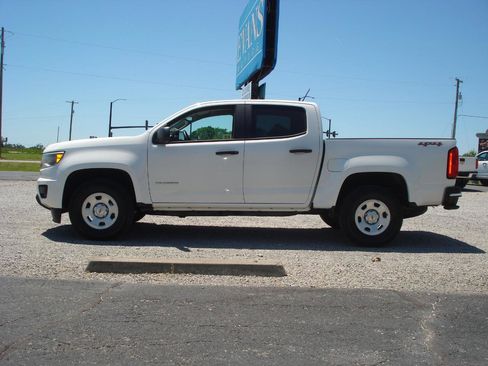 Used 2016 Chevrolet Colorado W/T w/ WT Convenience Package AWD/4WD image 5
