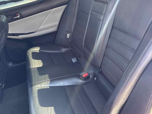 Used 2015 Lexus IS 250 RWD image 9