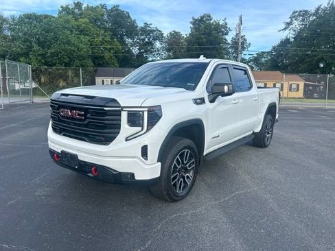 Used 2025 GMC Sierra 1500 AT4 w/ AT4 Premium Package AWD/4WD image 1