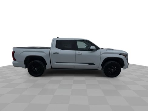 Used 2024 Toyota Tundra Platinum image 9