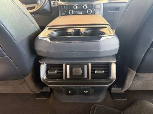 Used 2022 Ford F150 Lariat AWD/4WD image 24