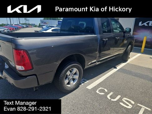 Used 2018 RAM 1500 Express AWD/4WD image 3