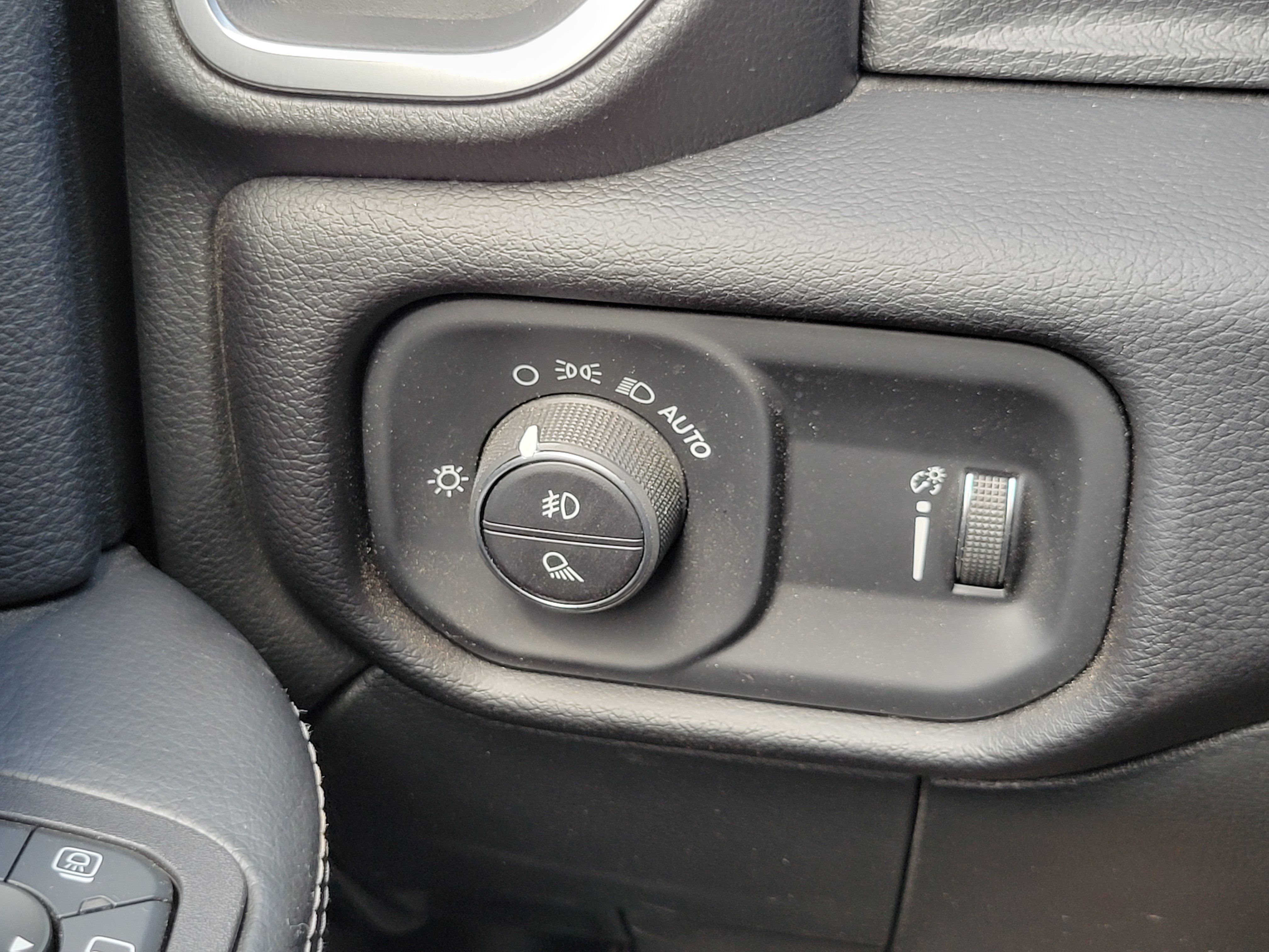 Used 2026 RAM 2500 Big Horn AWD/4WD image 10