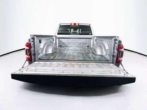 Used 2024 RAM 2500 Laramie w/ Safety Group image 28