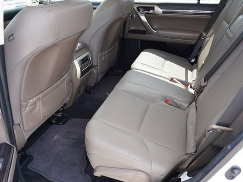 Used 2021 Lexus GX 460 Premium w/ Premium Plus Package image 10