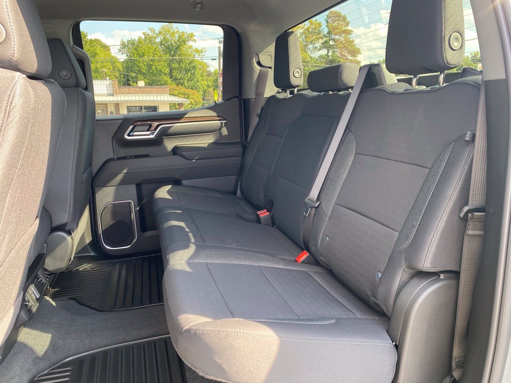New 2026 Chevrolet Silverado 1500 RST AWD/4WD image 17