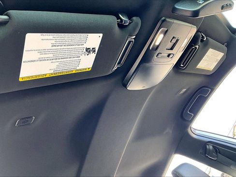 Certified 2025 Toyota Camry SE image 21