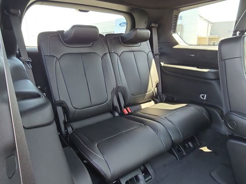 New 2026 Jeep Grand Cherokee L Limited AWD/4WD image 56