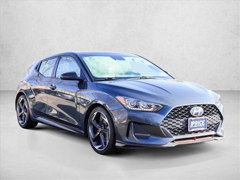 Used 2019 Hyundai Veloster Turbo Ultimate image 3
