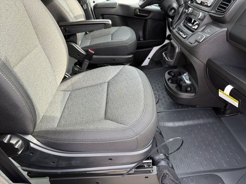 Used 2025 RAM ProMaster 2500 image 14