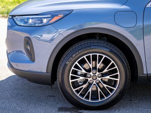 Used 2026 Ford Escape SE w/ PHEV Premium Package image 9