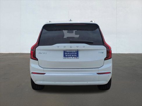 New 2026 Volvo XC90 T8 Plus w/ Protection Package Premier image 5