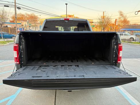 Used 2018 Ford F150 XLT w/ XTR Package AWD/4WD image 28