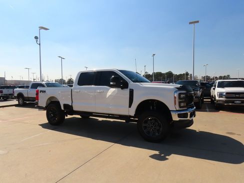 Certified 2024 Ford F250 Lariat w/ Sport Appearance Package image 7