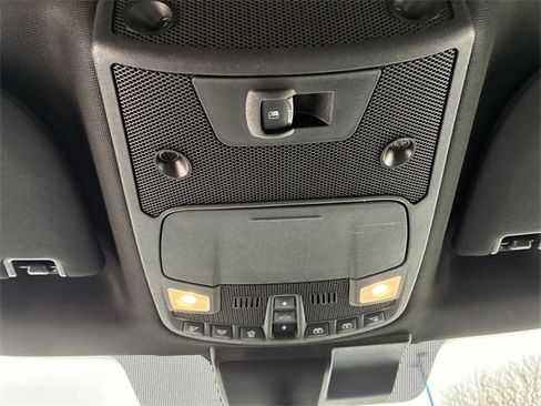 Used 2020 Ford F150 Platinum w/ Equipment Group 701A Luxury image 31