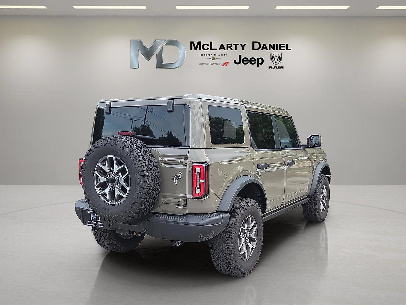 Used 2025 Ford Bronco Badlands AWD/4WD image 5