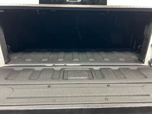 Used 2020 Jeep Gladiator Overland image 32