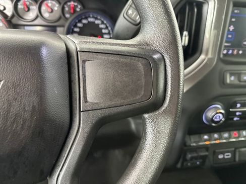 Used 2023 Chevrolet Silverado 1500 Custom image 15