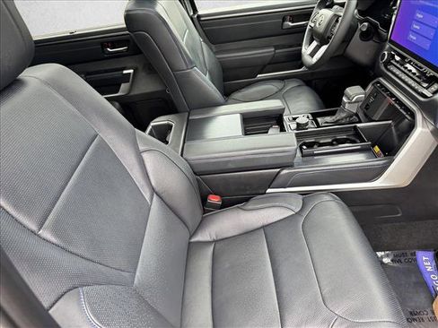 Used 2025 Toyota Sequoia Platinum image 20