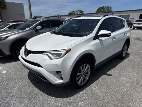 Used 2017 Toyota RAV4 Limited FWD image 2
