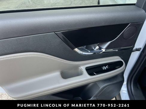 New 2026 Lincoln Corsair Premiere image 50