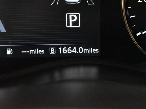 Used 2023 Nissan Kicks SR w/ SR Premium Package image 19