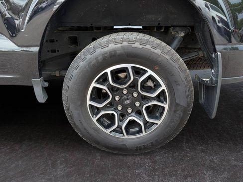 Used 2022 Ford F150 XLT w/ Equipment Group 302A High AWD/4WD image 15