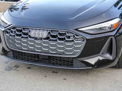 Used 2025 Audi A5 2.0T Premium w/ Convenience Package image 8