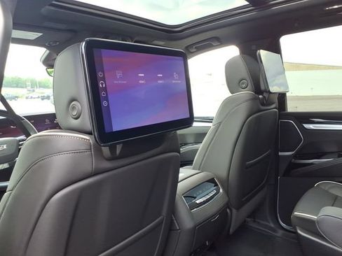 New 2026 Cadillac Escalade Sport w/ Touring Package AWD/4WD image 8