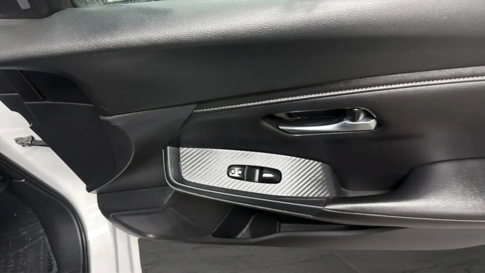 Used 2021 Nissan Sentra SV FWD image 18