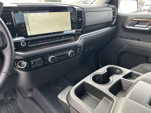 Certified 2024 GMC Sierra 1500 Elevation image 16