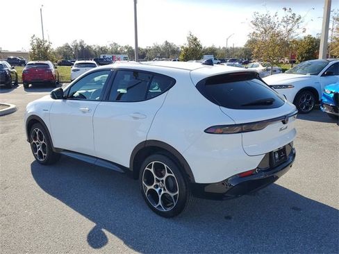 New 2025 Alfa Romeo Tonale w/ Premium Package image 3