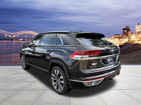Certified 2023 Volkswagen Atlas Cross Sport SEL Premium R-Line AWD/4WD image 3