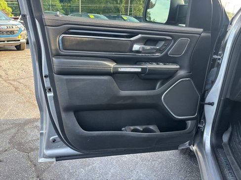 Used 2022 RAM 1500 Laramie AWD/4WD image 10