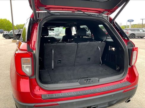 Used 2022 Ford Explorer ST-Line w/ Class IV Trailer Tow Package AWD/4WD image 36