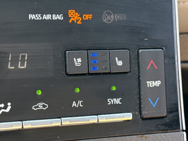 Used 2019 Toyota Avalon Touring w/ Advanced Safety Package FWD image 33