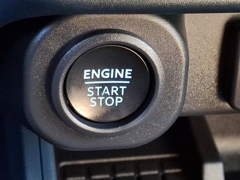 Used 2025 Ford Maverick Lariat w/ 4K Tow Package image 23