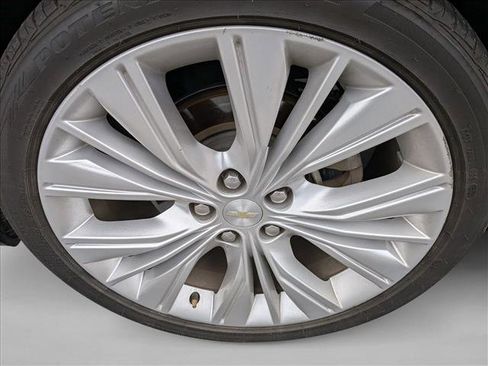 Used 2015 Chevrolet Impala LTZ image 13