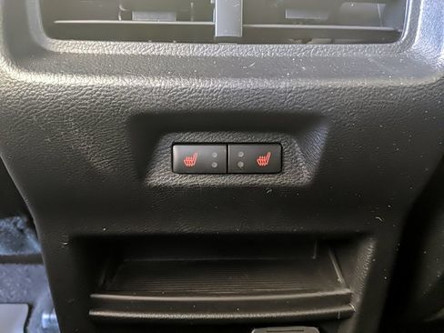 Used 2021 Ford Edge ST w/ Equipment Group 401A AWD/4WD image 16