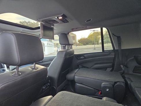 Used 2018 GMC Yukon SLT w/ Open Road Package image 5