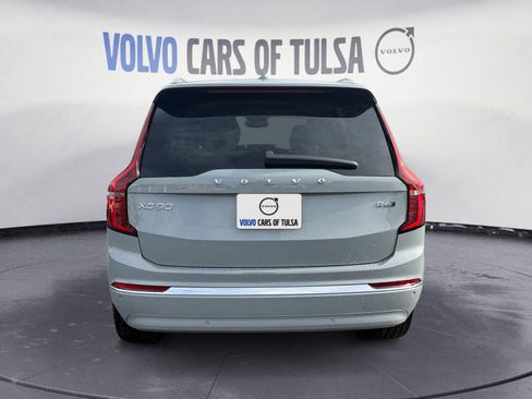New 2026 Volvo XC90 B6 Ultra image 4