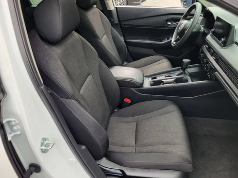 Used 2025 Honda Accord SE image 20
